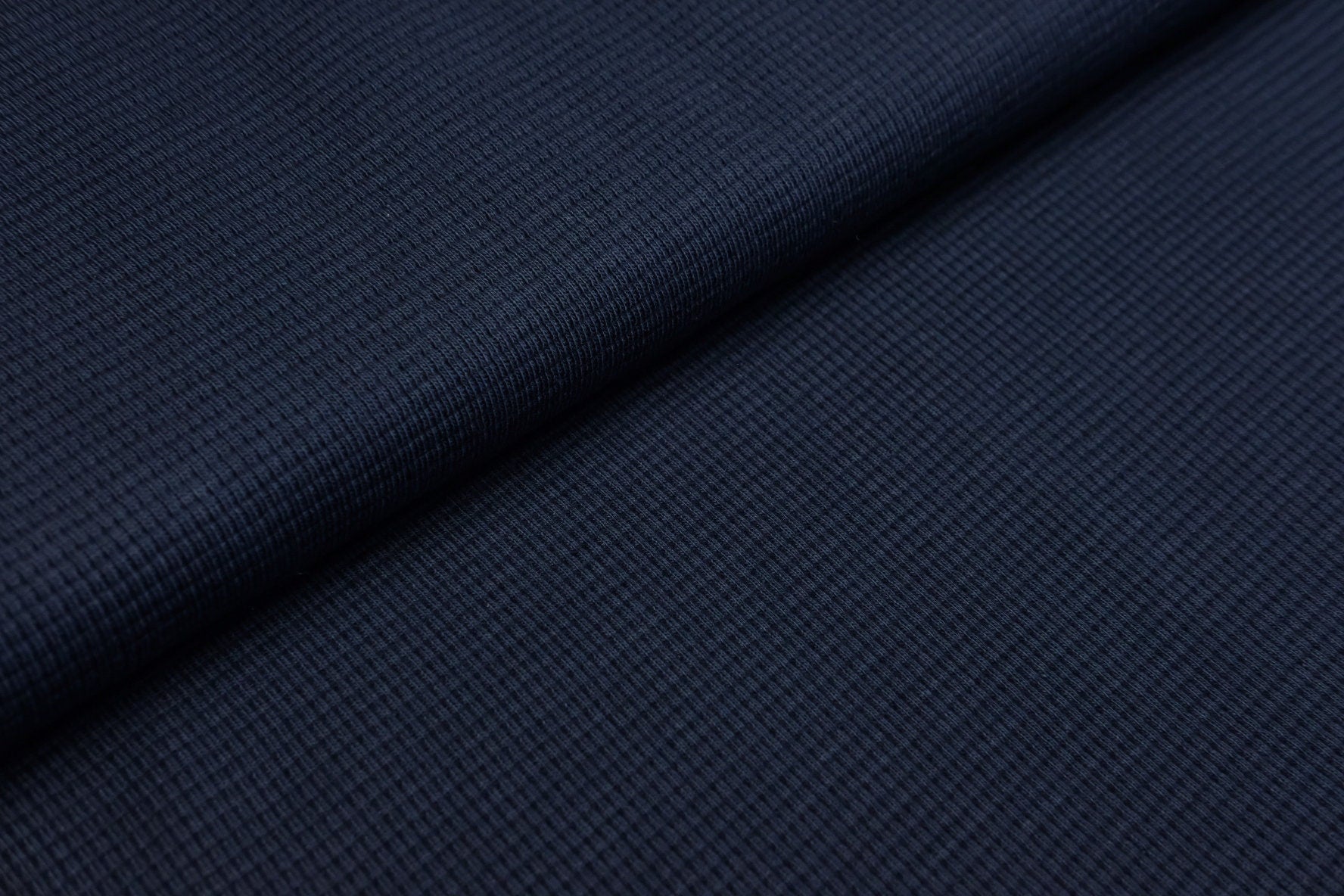 Weicher Waffelstrick Jersey Navy Blau 0,5m aus 100%  Baumwollstoff, Baumwolljersey Uni - STOFFSTORCH